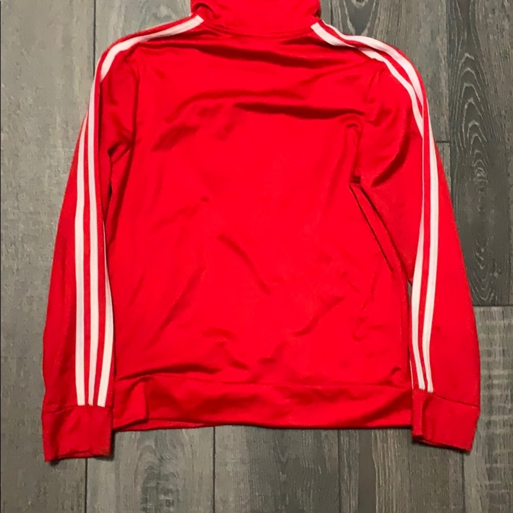 Addis’s zip up jacket - Picture 2 of 3